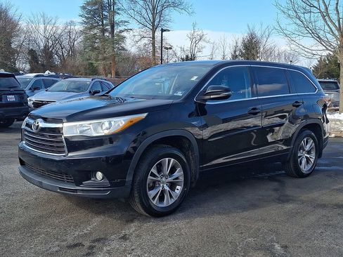 Used 2015 Toyota Highlander Plus image 3