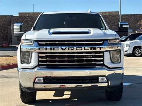 Used 2021 Chevrolet Silverado 2500 LTZ w/ LTZ Convenience Package image 3