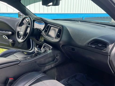 Used 2015 Dodge Challenger SXT Plus RWD image 13