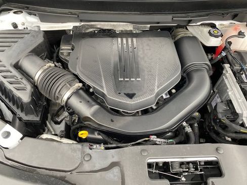 Certified 2026 Chevrolet Traverse LT AWD/4WD image 21