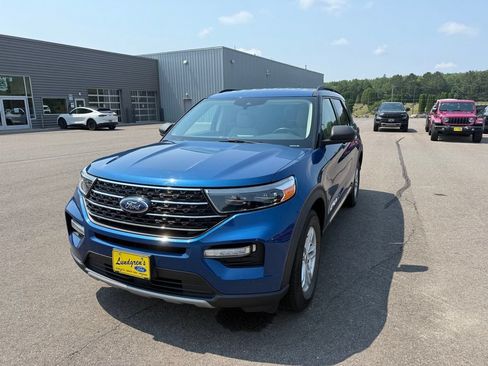 Used 2020 Ford Explorer XLT w/ Equipment Group 202A AWD/4WD image 1