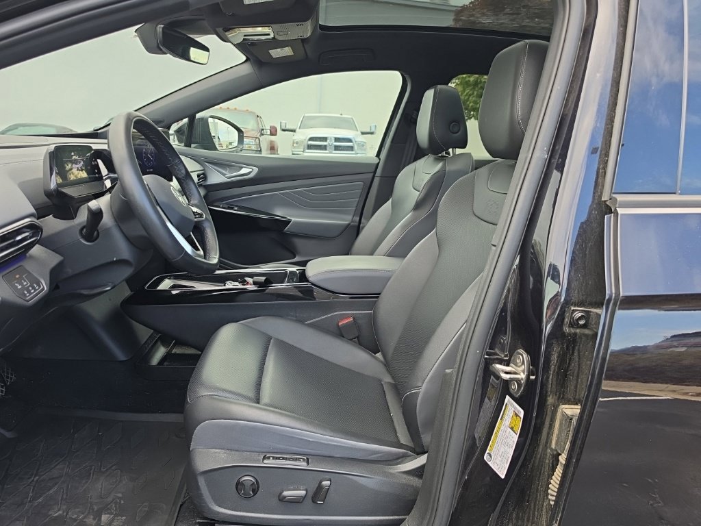 Used 2023 Volkswagen ID.4 Pro S AWD/4WD image 13