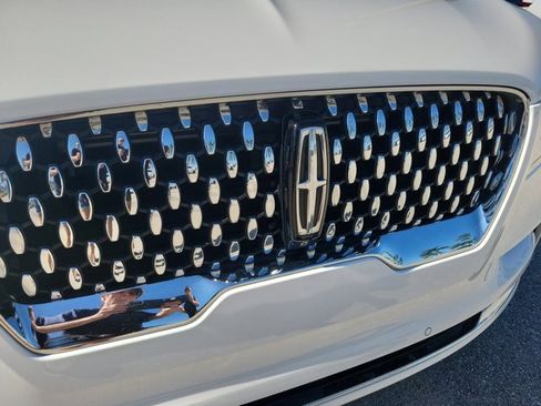 Certified 2022 Lincoln Aviator Black Label w/ Dynamic Handling Package image 7