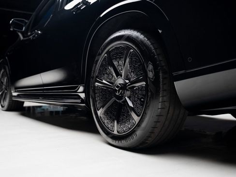 Used 2025 Mercedes-Benz Maybach EQS 680 4MATIC image 76