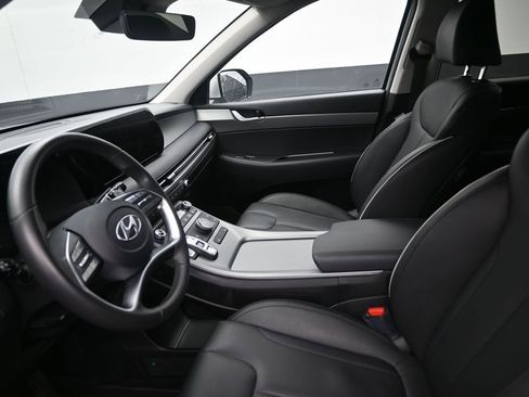 Used 2025 Hyundai Palisade SEL FWD image 12