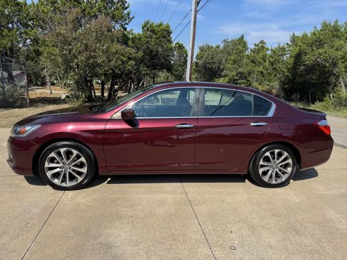 Used 2015 Honda Accord Sport image 14