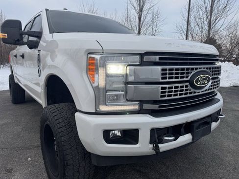 Used 2018 Ford F250 Platinum w/ Platinum Ultimate Package image 6