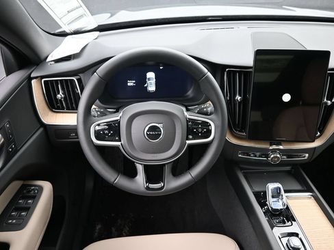 New 2026 Volvo XC60 B5 Plus w/ Climate Package AWD/4WD image 18