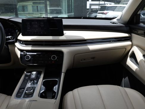 Certified 2025 INFINITI QX60 Sensory w/ Vision Package AWD/4WD image 28