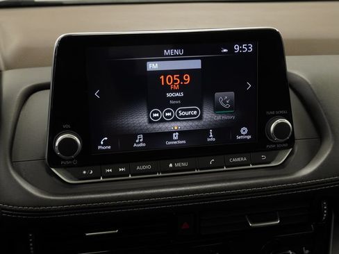 Used 2023 Nissan Rogue SV w/ SV Premium Package AWD/4WD image 18