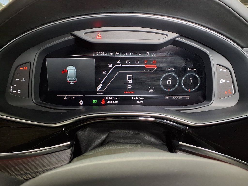 Used 2024 Audi RS Q8 AWD/4WD image 9