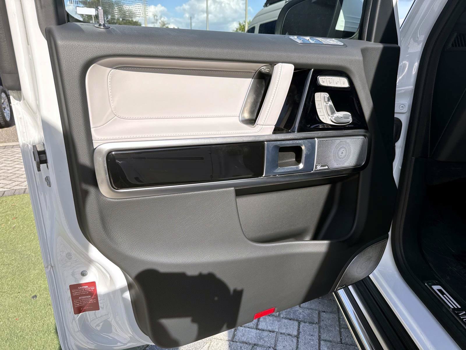 New 2027 Mercedes-Benz G 580 e image 17