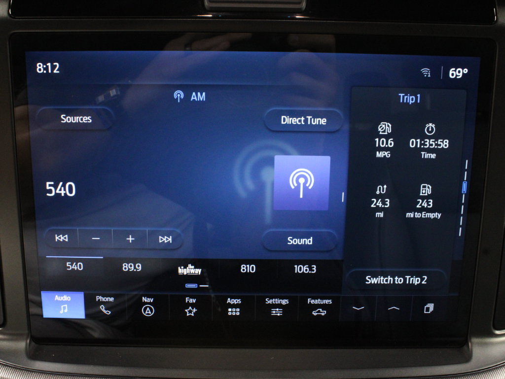 Used 2025 Ford F150 Lariat AWD/4WD image 30