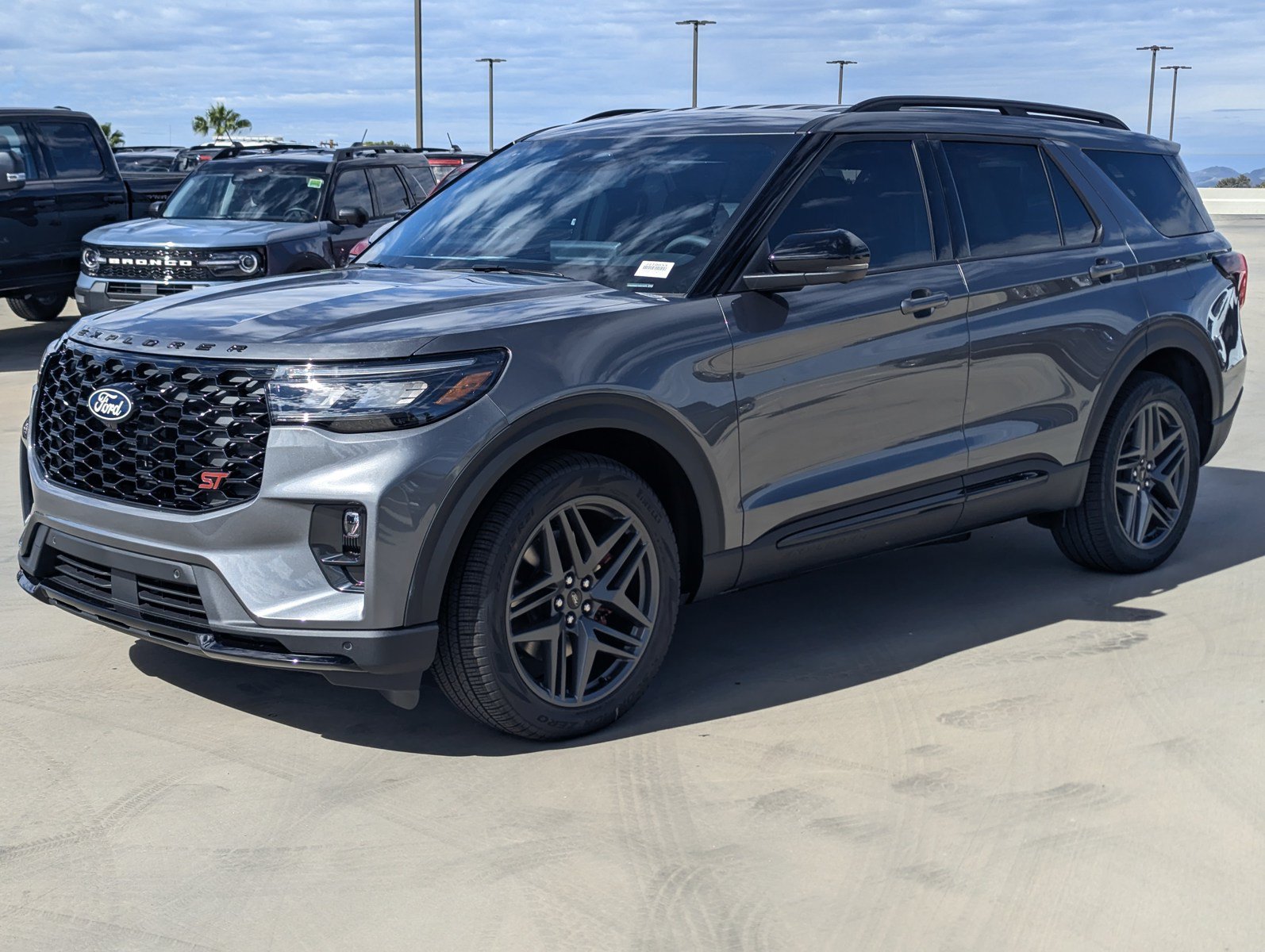 New 2027 Ford Explorer ST AWD/4WD image 5