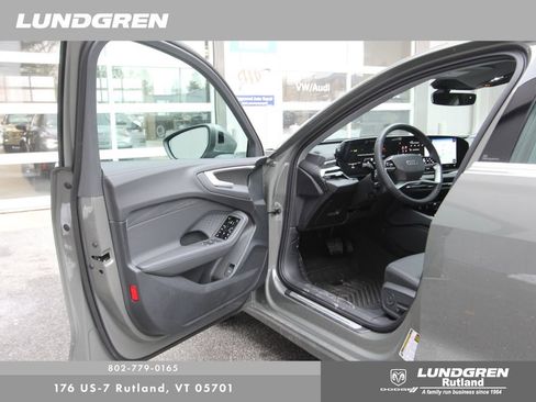 Used 2025 Audi A5 2.0T Premium w/ Convenience Package image 11