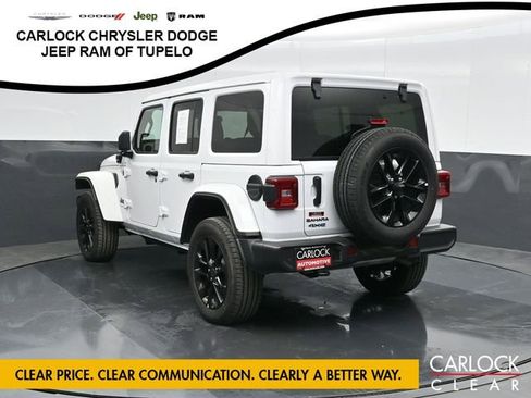 Used 2025 Jeep Wrangler Sahara w/ Safety Group AWD/4WD image 9