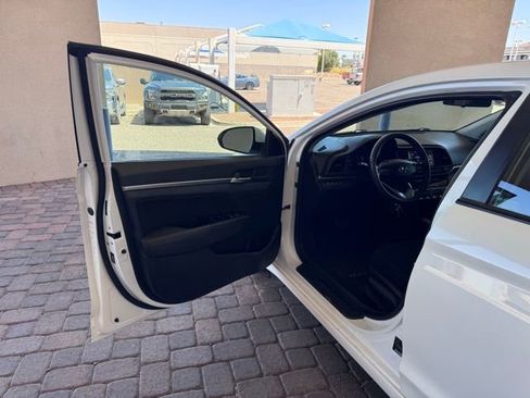 Used 2020 Hyundai Elantra SEL w/ Cargo Package (C1) FWD image 10