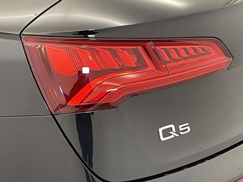 Used 2019 Audi Q5 2.0T Premium Plus w/ Premium Plus Package image 16