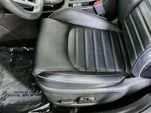 Used 2023 Kia Forte GT-Line w/ GT-Line Premium Package FWD image 20