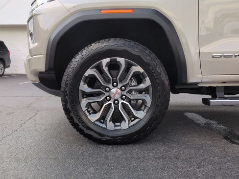 New 2026 GMC Canyon Denali AWD/4WD image 16