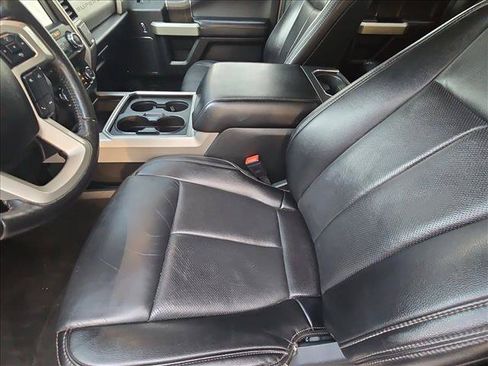 Used 2021 Ford F250 Lariat w/ Lariat Ultimate Package AWD/4WD image 16