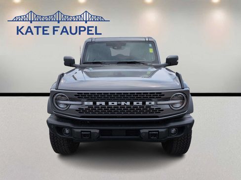 Certified 2025 Ford Bronco Badlands w/ Sasquatch Package AWD/4WD image 2