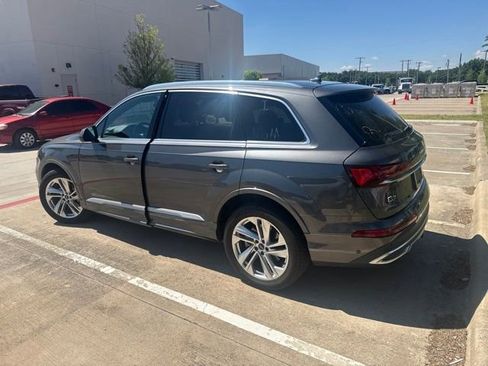 Used 2021 Audi Q7 3.0T Premium Plus AWD/4WD image 3