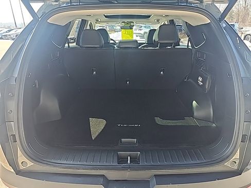 Used 2024 Hyundai Tucson Limited image 38