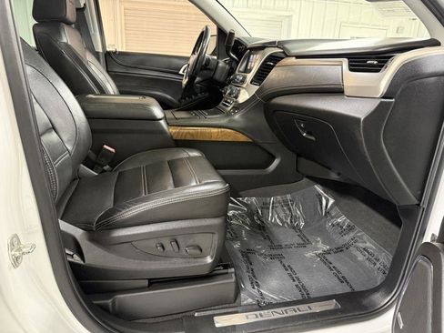 Used 2020 GMC Yukon XL Denali w/ Denali Ultimate Package AWD/4WD image 40