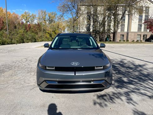 New 2026 Hyundai Ioniq 5 Limited image 8