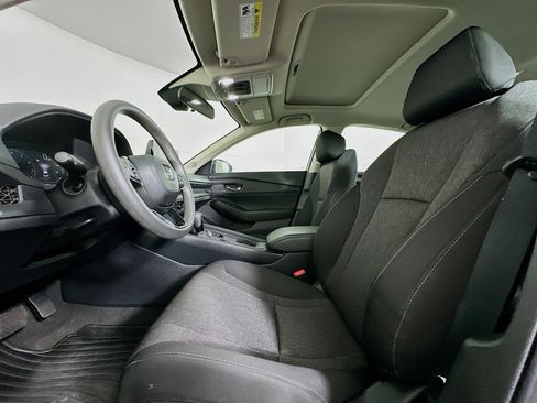 Used 2025 Honda Accord SE image 13