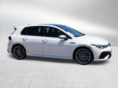 Used 2024 Volkswagen Golf R AWD/4WD image 8