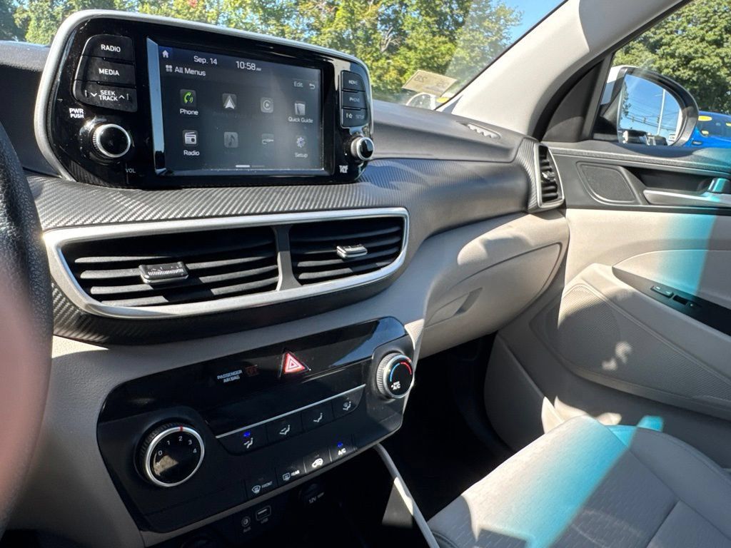 Used 2019 Hyundai Tucson SE w/ Cargo Package AWD/4WD image 28