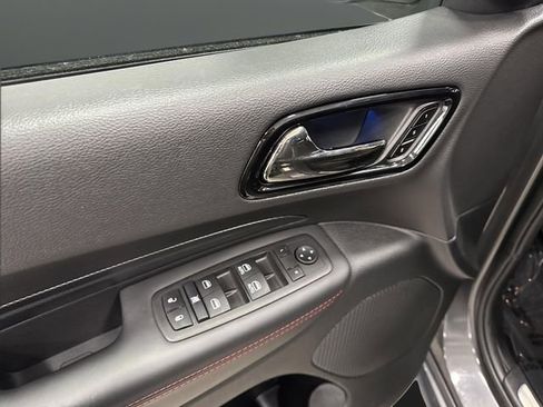 Used 2025 Dodge Durango R/T image 31