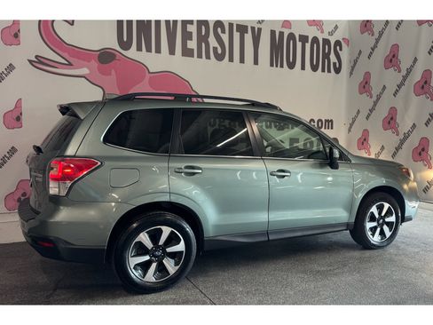Used 2017 Subaru Forester 2.5i Limited AWD/4WD image 10