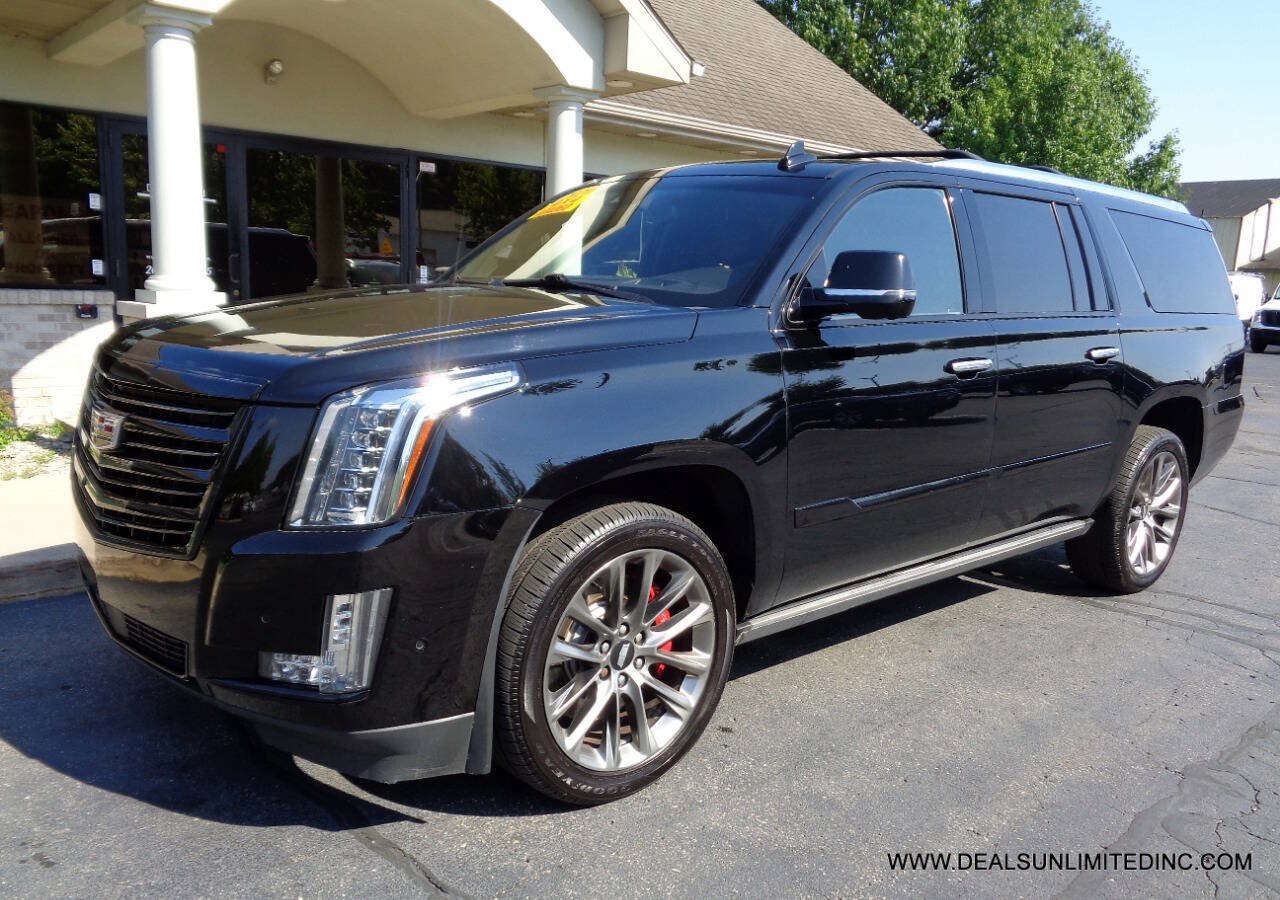 Used 2020 Cadillac Escalade ESV Platinum AWD/4WD image 1