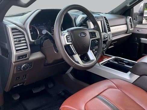 Used 2020 Ford F250 King Ranch w/ King Ranch Ultimate Package AWD/4WD image 17