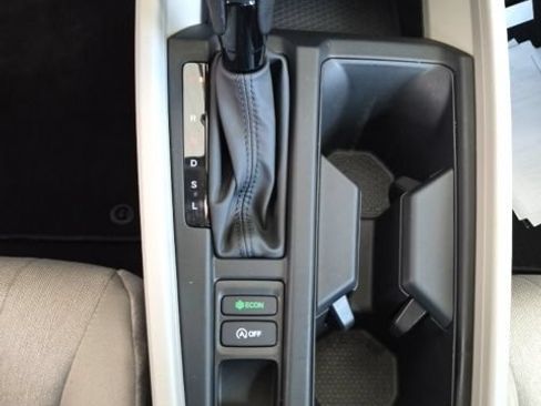 Certified 2025 Honda Accord LX image 26
