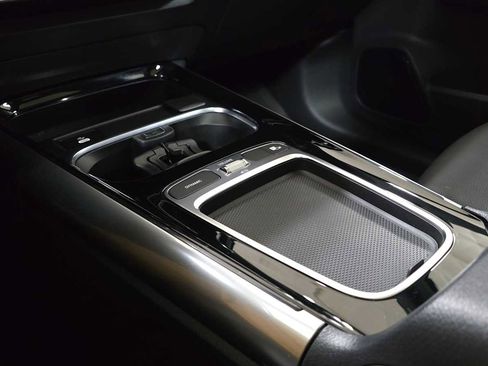 Certified 2026 Mercedes-Benz GLA 250 4MATIC image 33