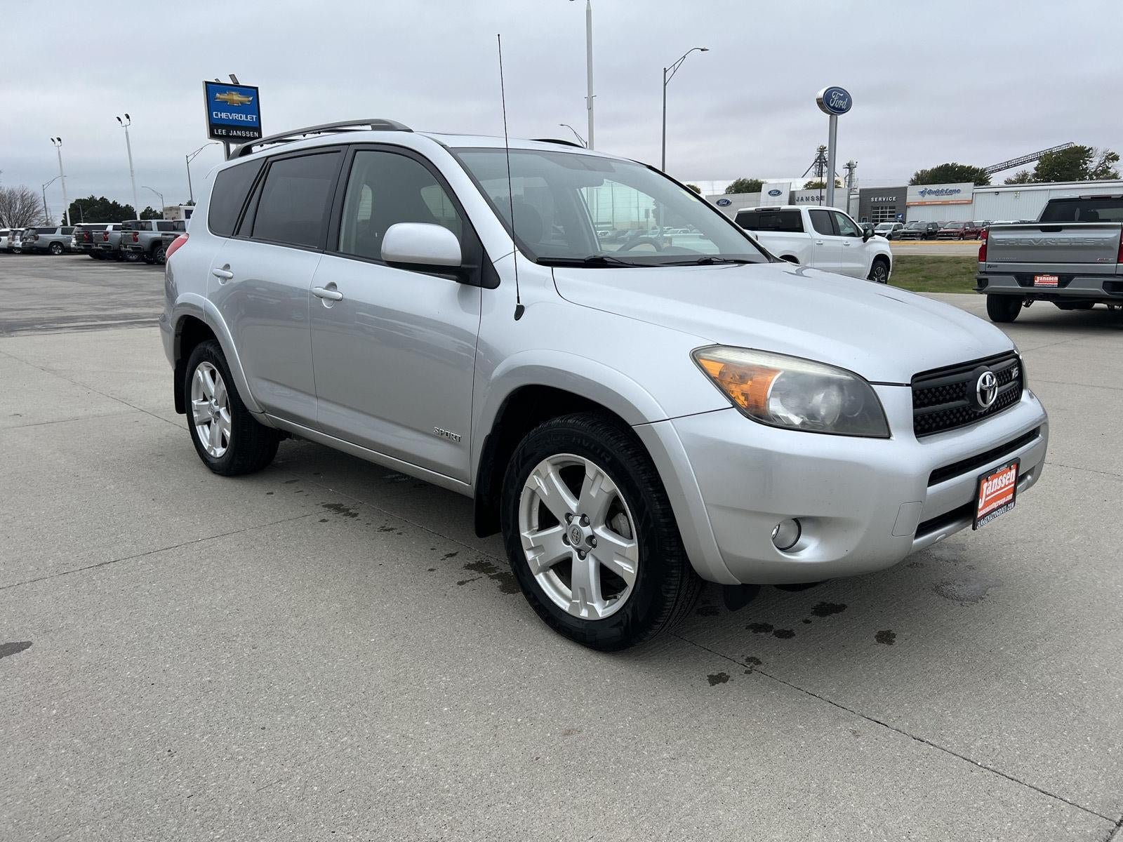 Used 2007 Toyota RAV4 Sport AWD/4WD image 6