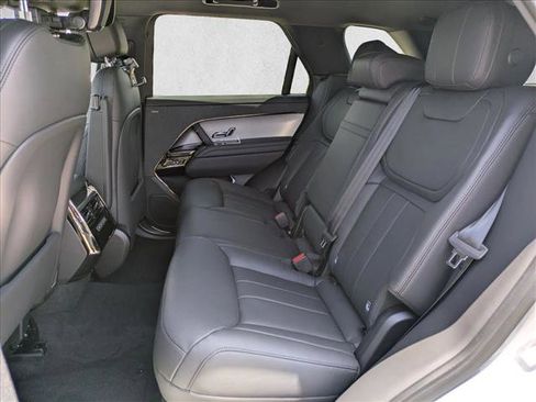 New 2025 Land Rover Range Rover Sport Dynamic SE image 16