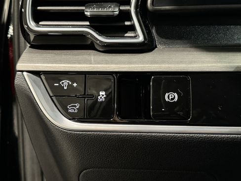 Used 2024 Kia Sportage X-Line w/ X-Line Premium Package image 29