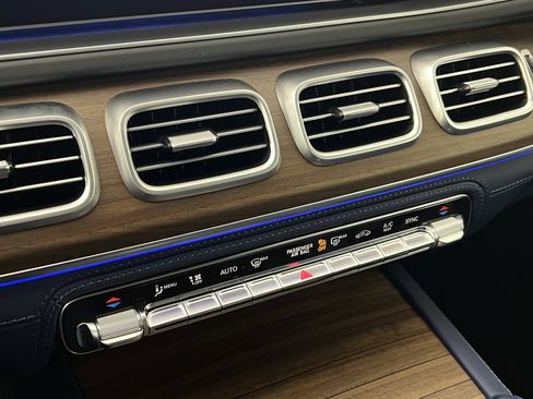 New 2026 Mercedes-Benz GLE 63 AMG S image 32