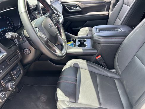 Used 2024 Chevrolet Suburban RST w/ Luxury Package AWD/4WD image 10