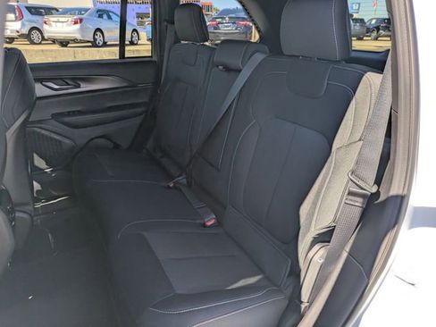 New 2026 Jeep Grand Cherokee Laredo X AWD/4WD image 25