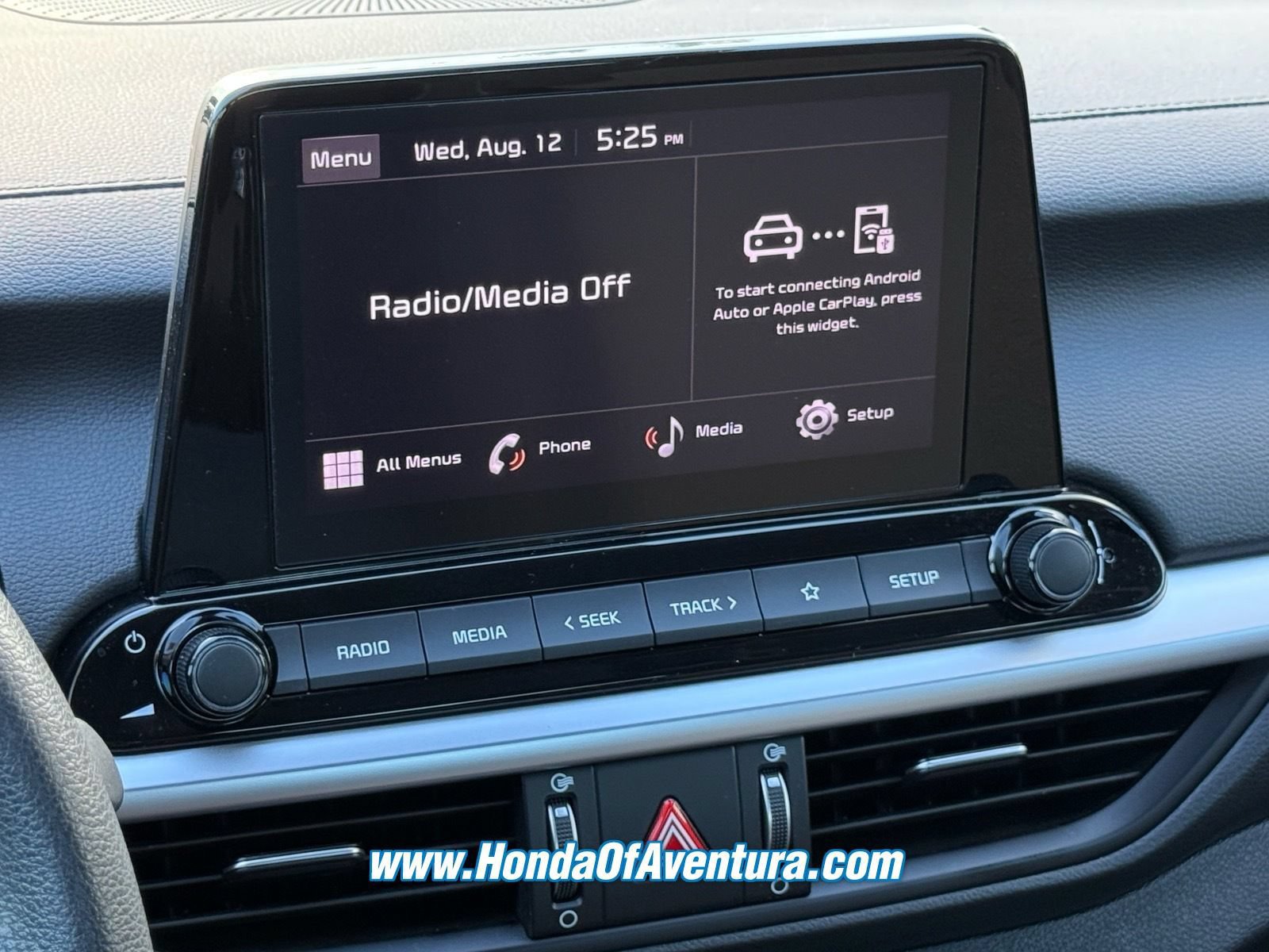 Used 2023 Kia Forte LXS w/ LXS Technology Package FWD image 19