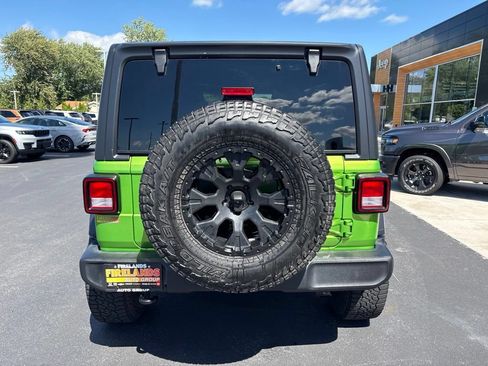 Used 2019 Jeep Wrangler Unlimited Sport S AWD/4WD image 4