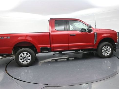 Used 2024 Ford F250 XLT w/ Camper Package image 8