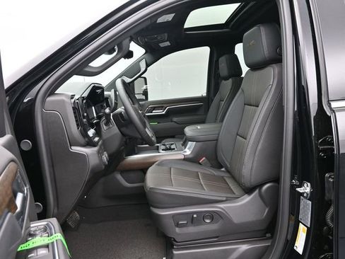 New 2026 Chevrolet Silverado 2500 High Country w/ High Country Premium Package AWD/4WD image 34