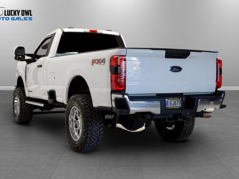 Used 2023 Ford F350 XLT w/ 360-Degree Camera Package AWD/4WD image 4